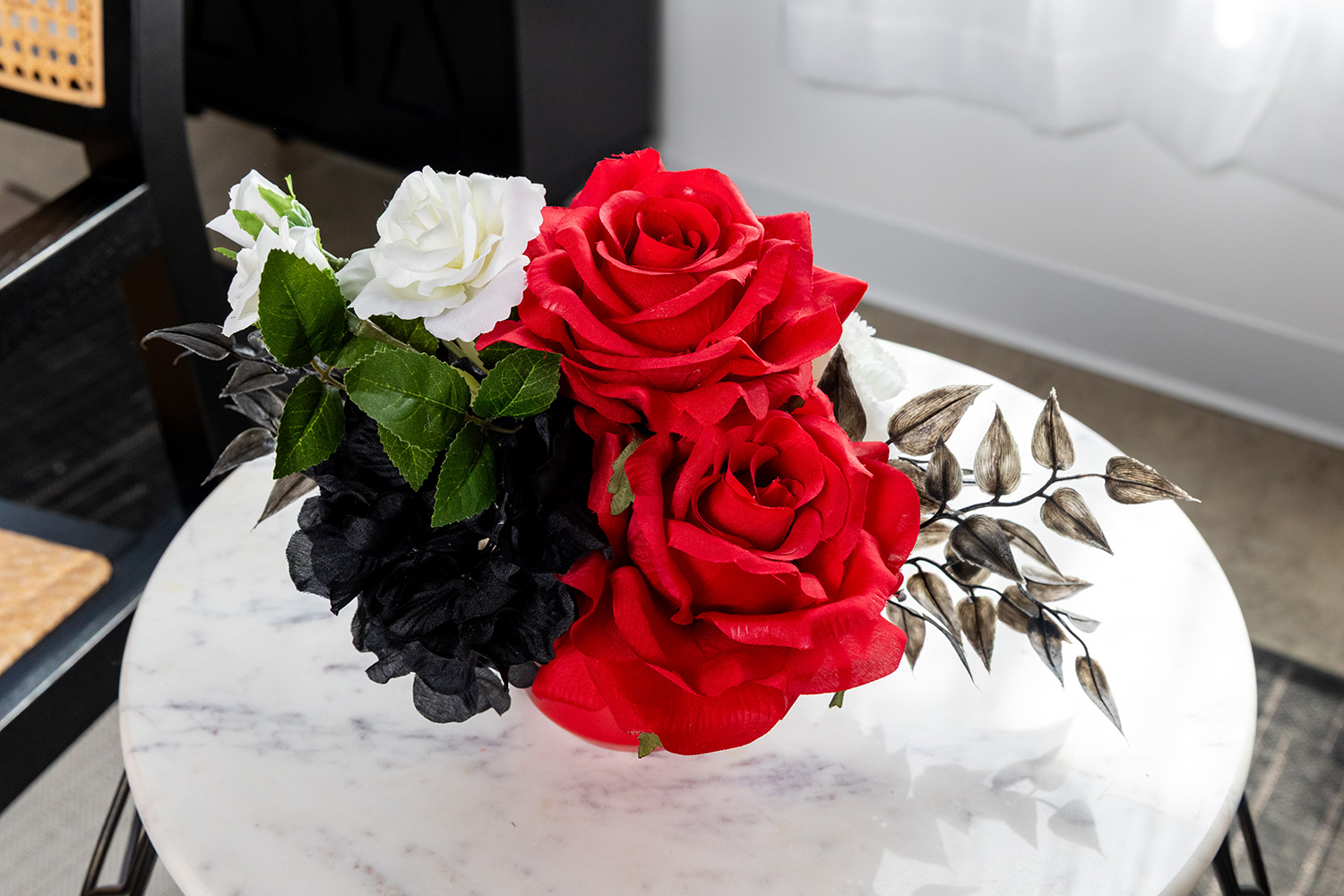 Celebrate the New Red: A Vibrant Hue for Floral, Event, and Interior Design